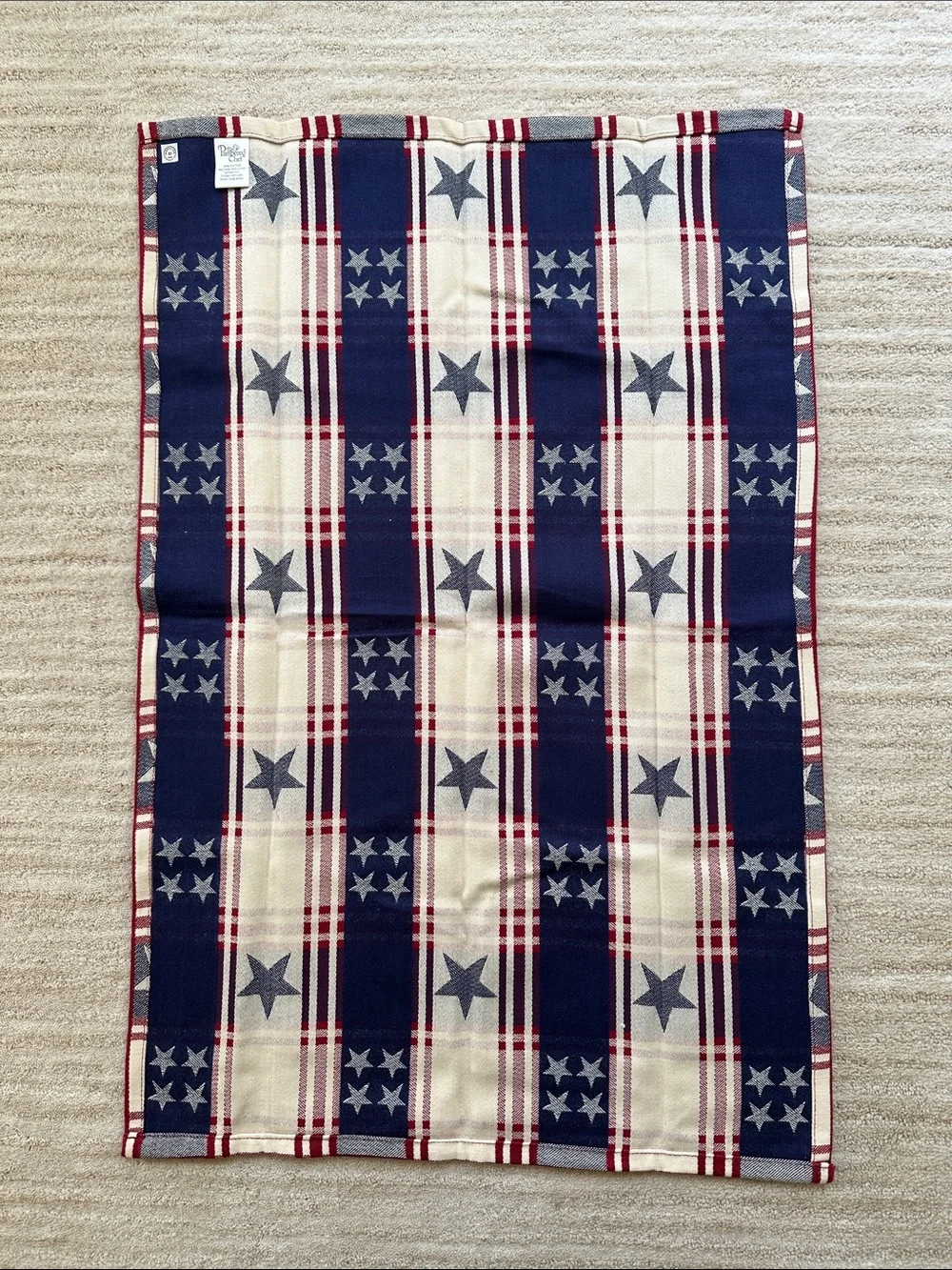 NWOT Set of 2 Pampered Chef Patriotic Kitchen Towels Plaid Star Red Blue Retired